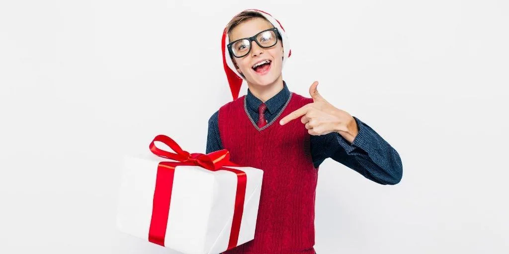 19 Cheap Gifts for Teenage Guys Under $10